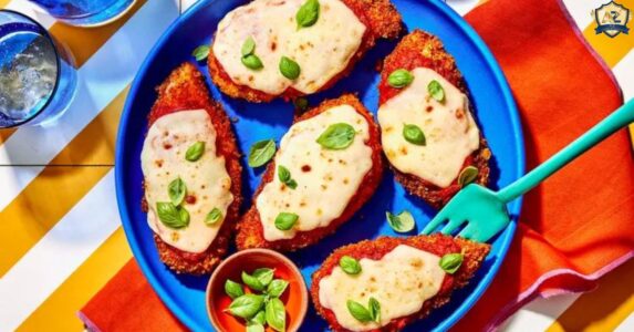 Cách làm gà parmesan từ đầu bếp Gordon Ramsay