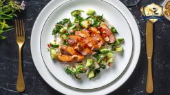 HONEY DUCK AND VEGETABLE STIR-FRY