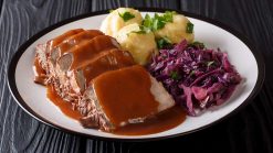 Sauerbraten của Đức